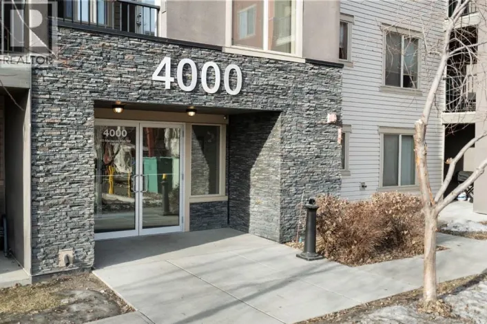 4220, 403 Mackenzie Way SW, Airdrie