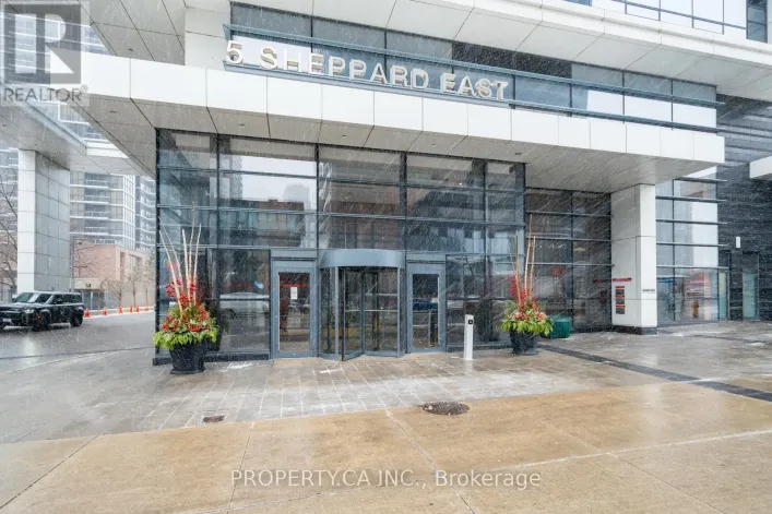 4221 - 5 SHEPPARD AVENUE E, Toronto