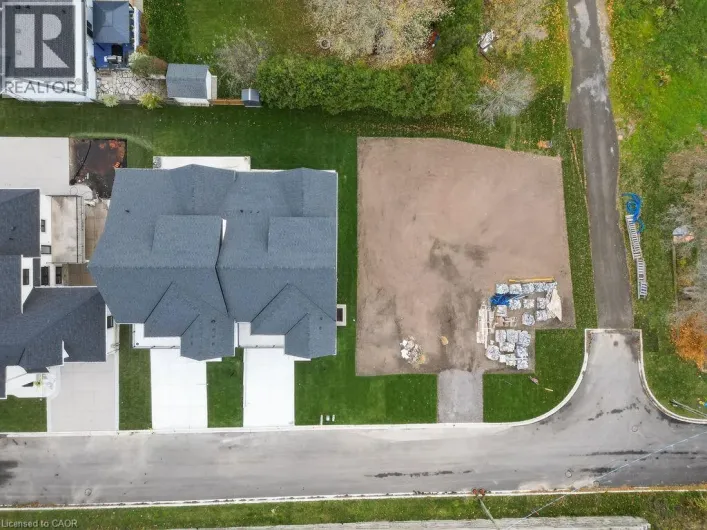422-424 ROBINSON Street N, Grimsby