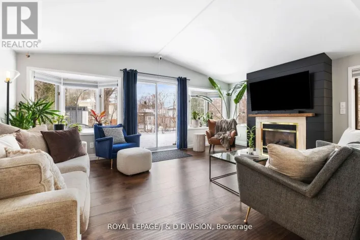 4226 LONGMOOR DRIVE, Burlington