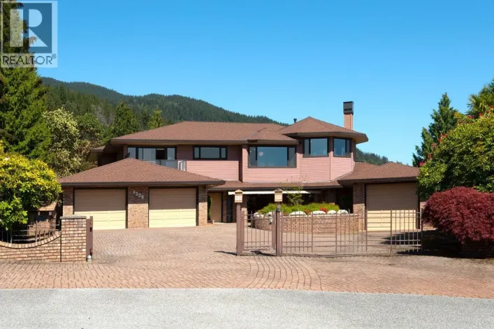 4228 ROCKRIDGE CRESCENT, West Vancouver