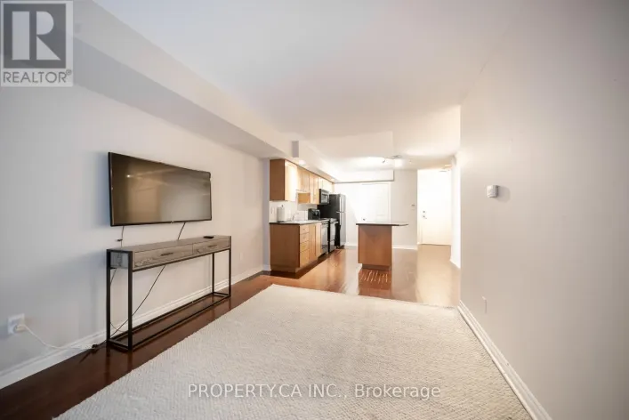 423 - 270 WELLINGTON STREET W, Toronto