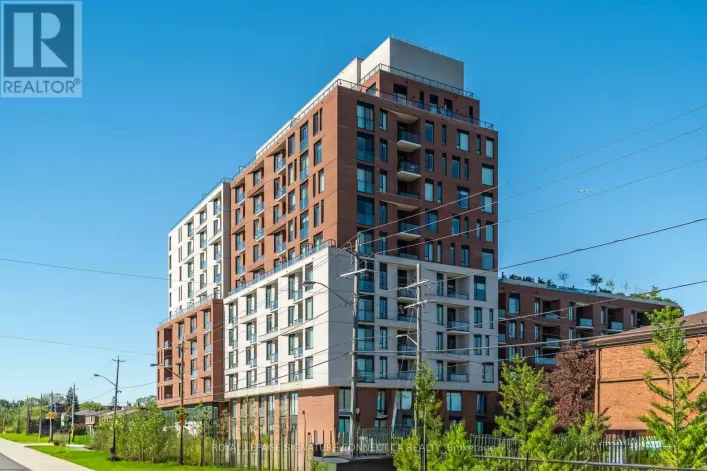 423 - 3100 KEELE STREET, Toronto