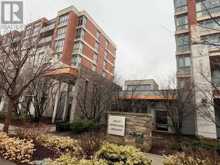 423 - 39 UPPER DUKE CRESCENT, Markham