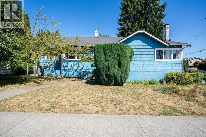 423 CUMBERLAND STREET, New Westminster