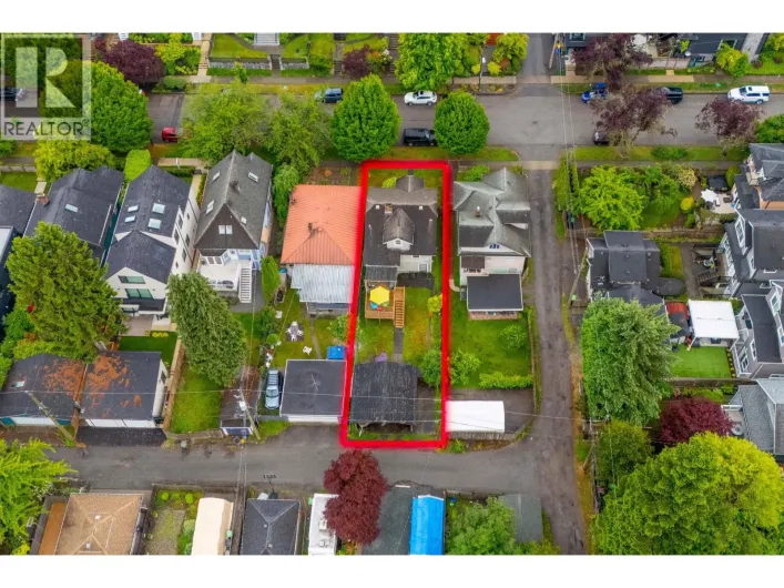 423 E 37TH AVENUE, Vancouver