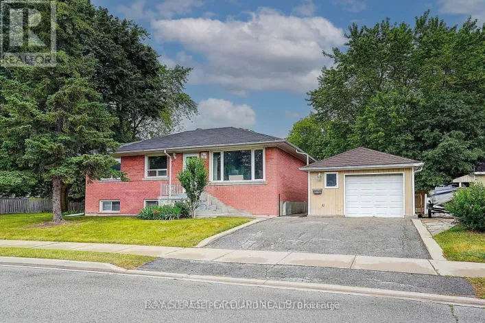 423 OSIRIS DRIVE, Richmond Hill