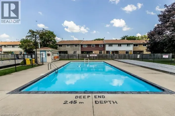 423 WESTWOOD Drive Unit# 44, Kitchener