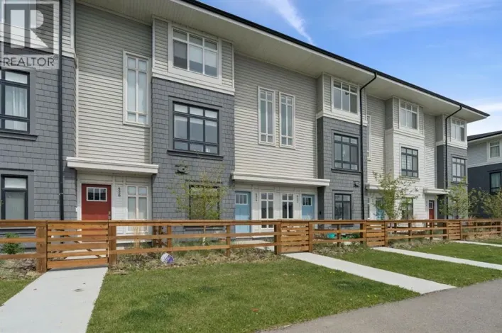 424 210 Avenue SW, Calgary