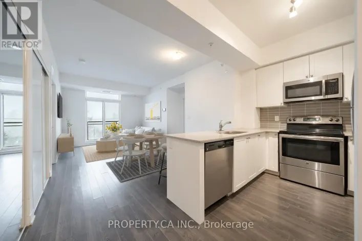 424 - 3560 ST CLAIR AVENUE E, Toronto