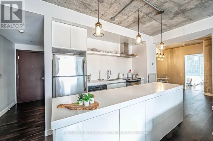 424 - 75 PORTLAND STREET, Toronto