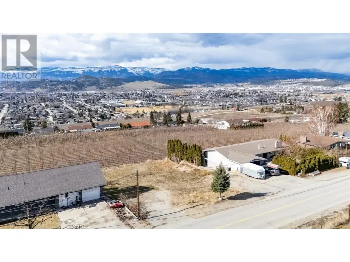 424 Gibson Road, Kelowna