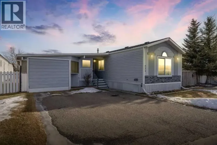 424 Heritage Crescent, Okotoks