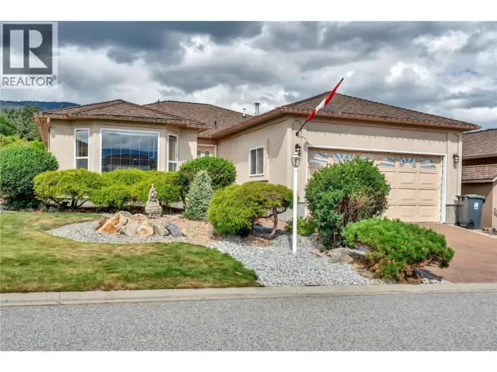 House for sale: 424 Ridge Road, Penticton