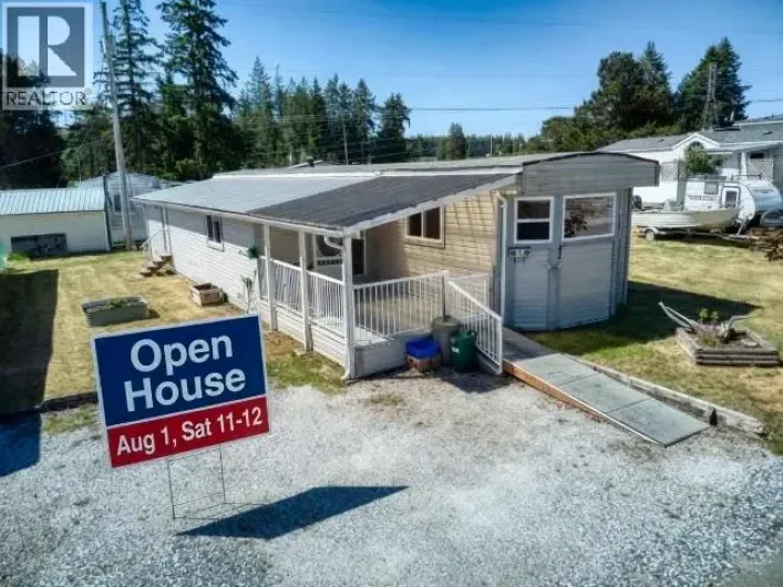 House for sale: 42-4500 CLARIDGE ROAD, Powell River