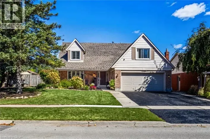 4248 DUNVEGAN Road, Burlington
