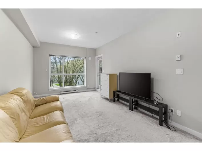 425 13733 107A AVENUE, Surrey