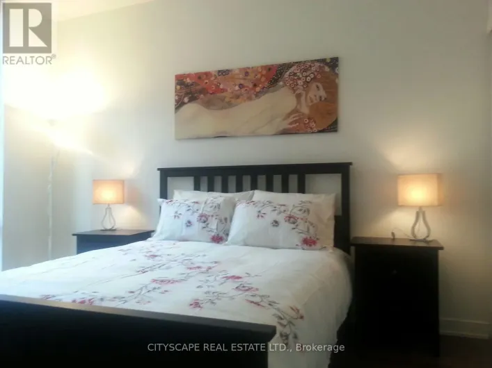 425 - 3 MARKET STREET, Toronto