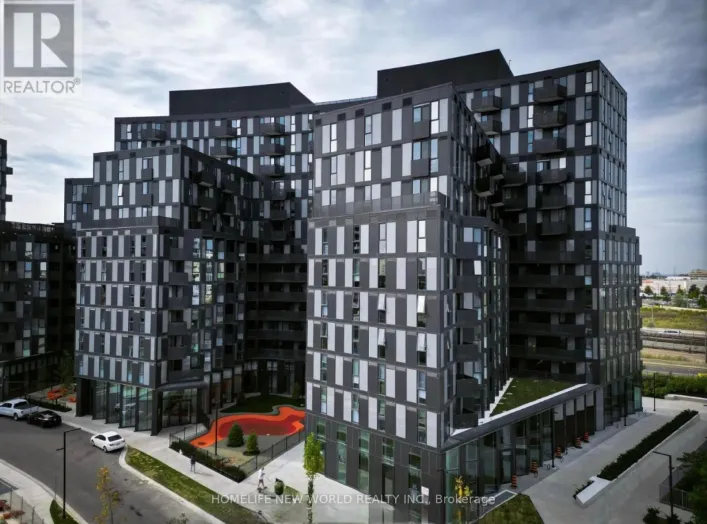 425 - 30 TRETTI WAY, Toronto