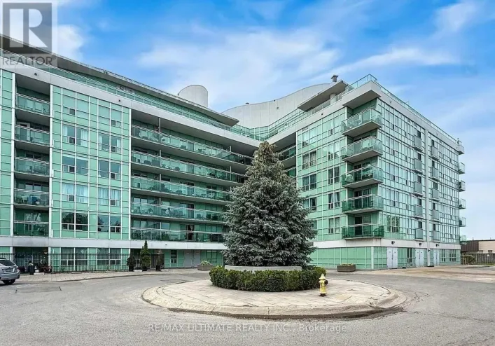 425 - 60 FAIRFAX CRESCENT, Toronto