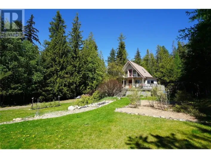 House for sale: 425 Alexander Road, Procter