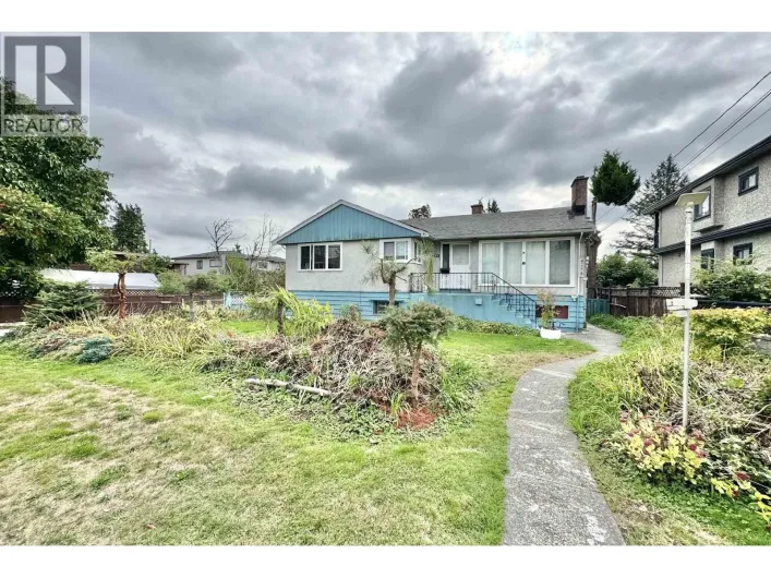 4258 HURST STREET, Burnaby