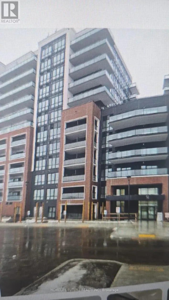 426 - 51 CLARINGTON BOULEVARD, Clarington