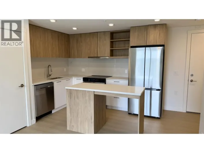 426 82 FIRST STREET, New Westminster