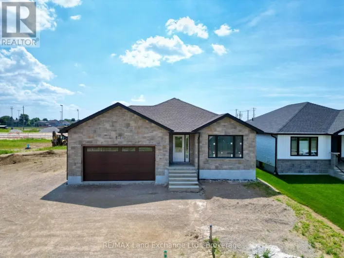 426 NORTHPORT DRIVE, Saugeen Shores