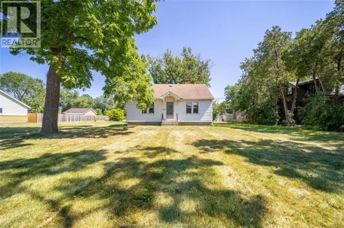 4262 HOWARD PLACE, Windsor