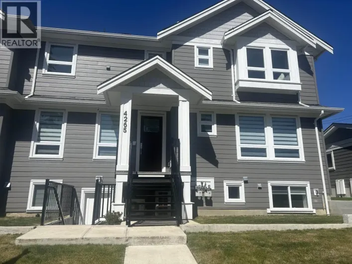 4265 MACDONALD AVENUE, Burnaby