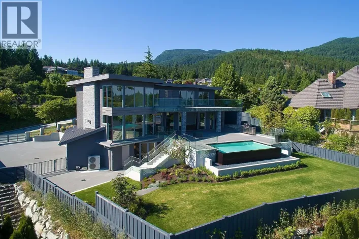 4265 ROCKBANK PLACE, West Vancouver