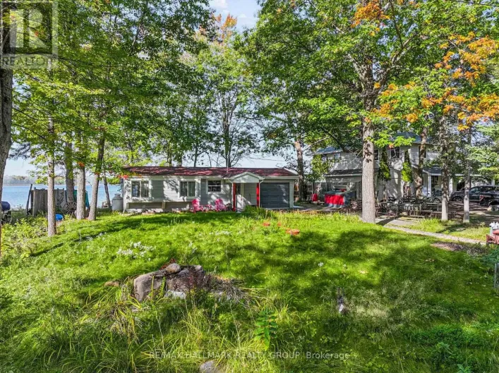 4268 ARMITAGE AVENUE, Ottawa
