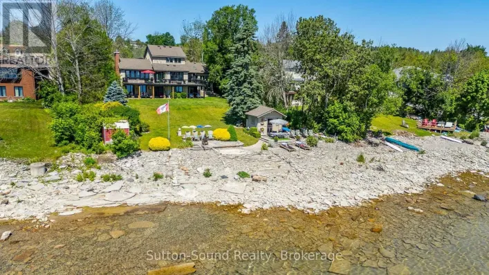 427 BALMY BEACH ROAD, Georgian Bluffs