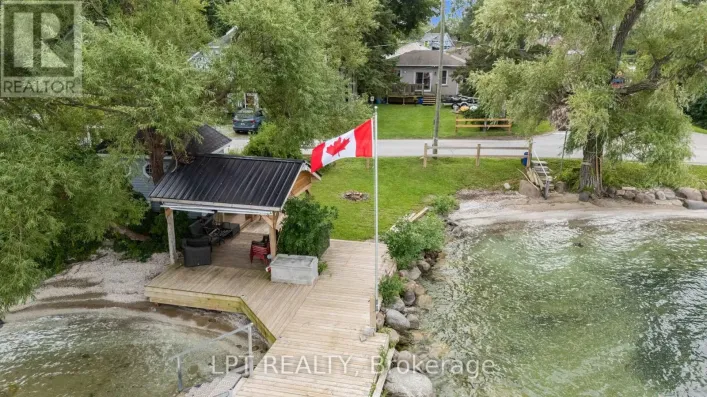 427 LAKE DRIVE E, Georgina