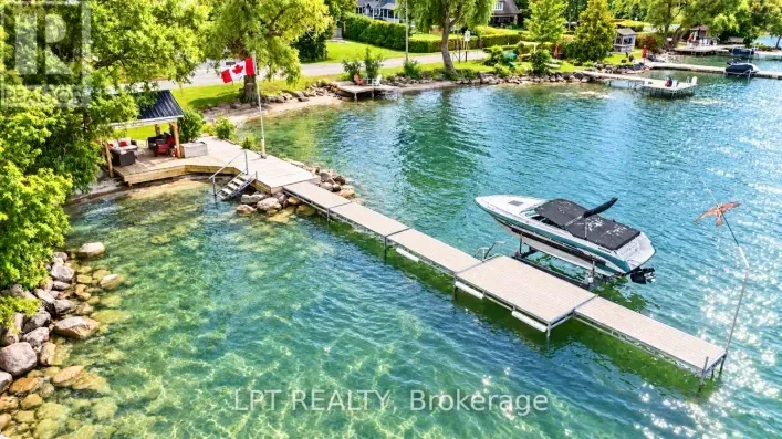 427 LAKE DRIVE E, Georgina