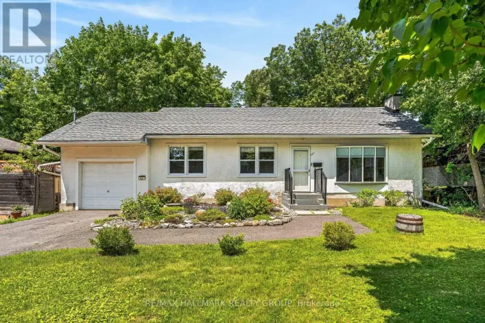 427 PLEASANT PARK ROAD, Ottawa