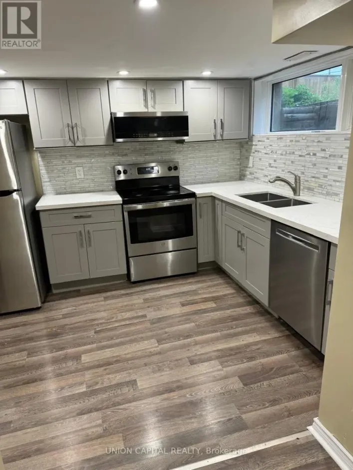 427 ROSSLAND ROAD W, Oshawa