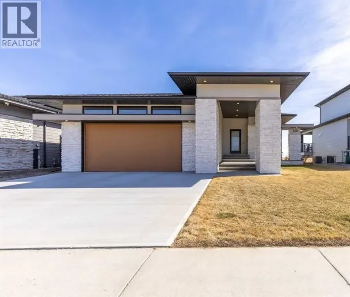 428 Canyon Ridge Circle W, Lethbridge