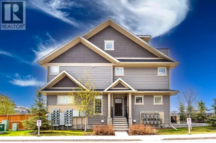 428 Cranbrook Square SE, Calgary