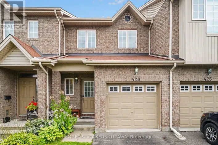 428 DUSK PRIVATE, Ottawa