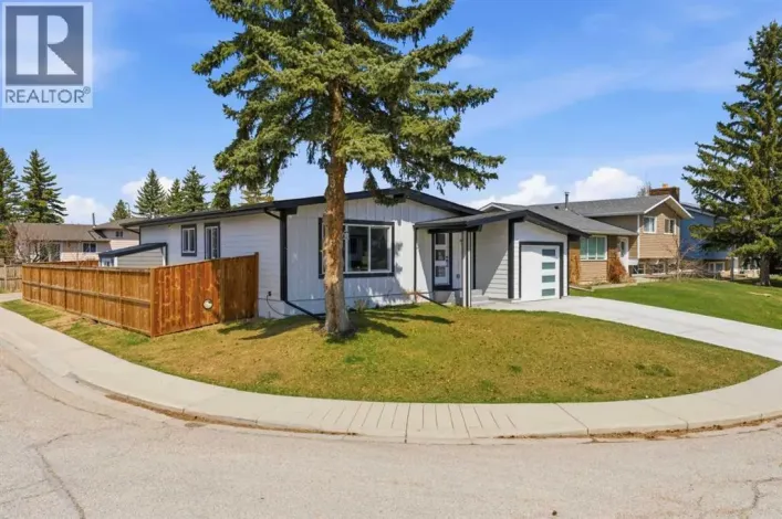 428 Queen Anne Way SE, Calgary