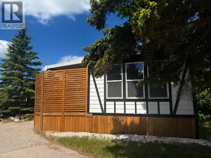 429, 3223 83 Street NW, Calgary