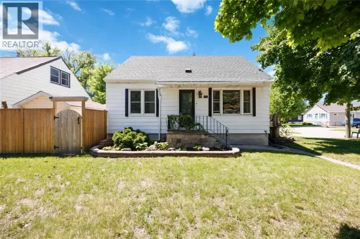 429 EAST STREET North, Sarnia