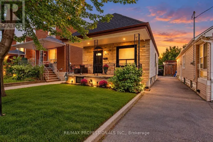 429 GILBERT AVENUE, Toronto
