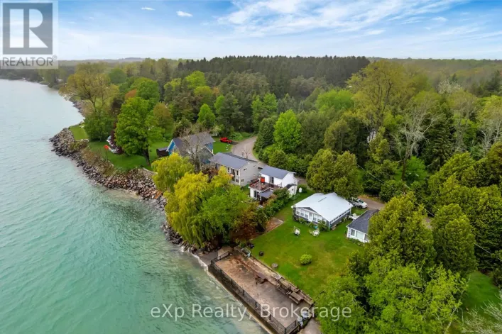 43 & 45 CLIFFORD STREET, Quinte West