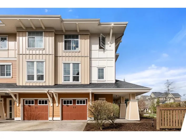 43 45290 SOOWAHLIE CRESCENT|Garrison Crossing, Chilliwack