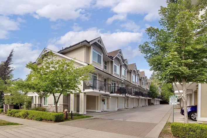 43 8277 161 STREET, Surrey