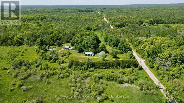43 BARTLEY DRIVE, Northern Bruce Peninsula