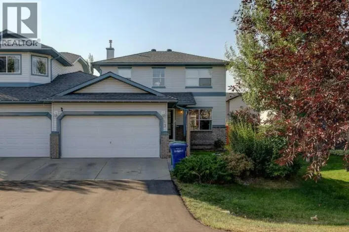43 Canoe Square SW, Airdrie